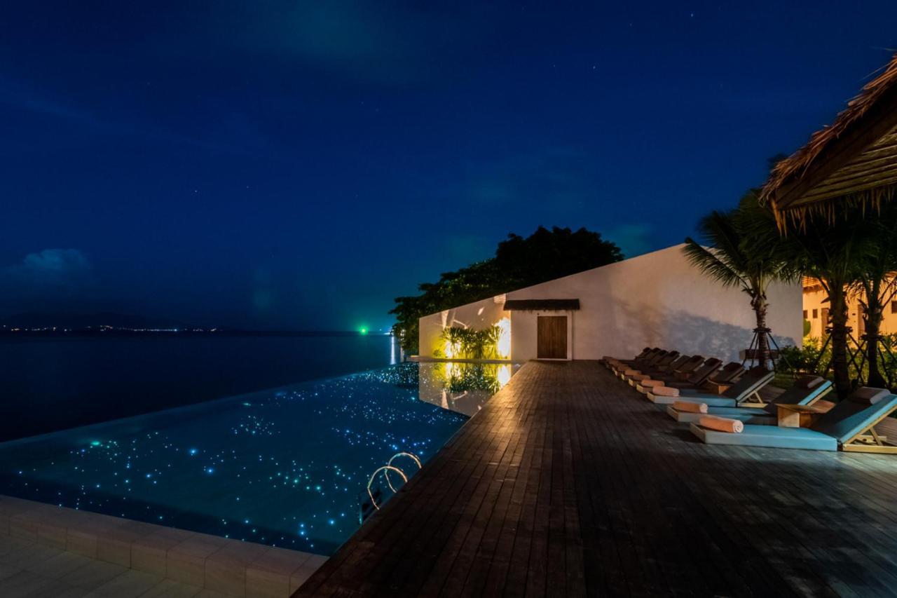 The Flow Samui Beach Resort Mae Nam Exteriör bild